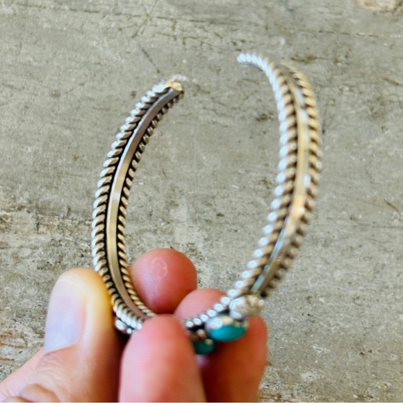 SOLD ♥️ Navajo ♥️ James King Sterling Silver & Turquoise Stacker Cuff - Picture 8 of 13